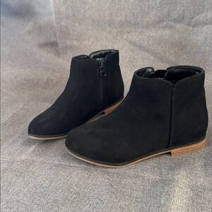 Cat & Jack Girls Zipper Booties - size 12